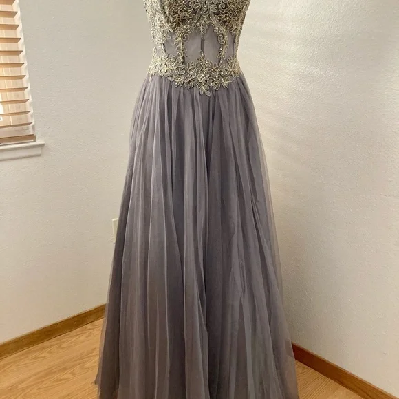 Wedding Special Ocassions Gray Embellished Tulle Strapless Size 9 Gown - Picture 10 of 10